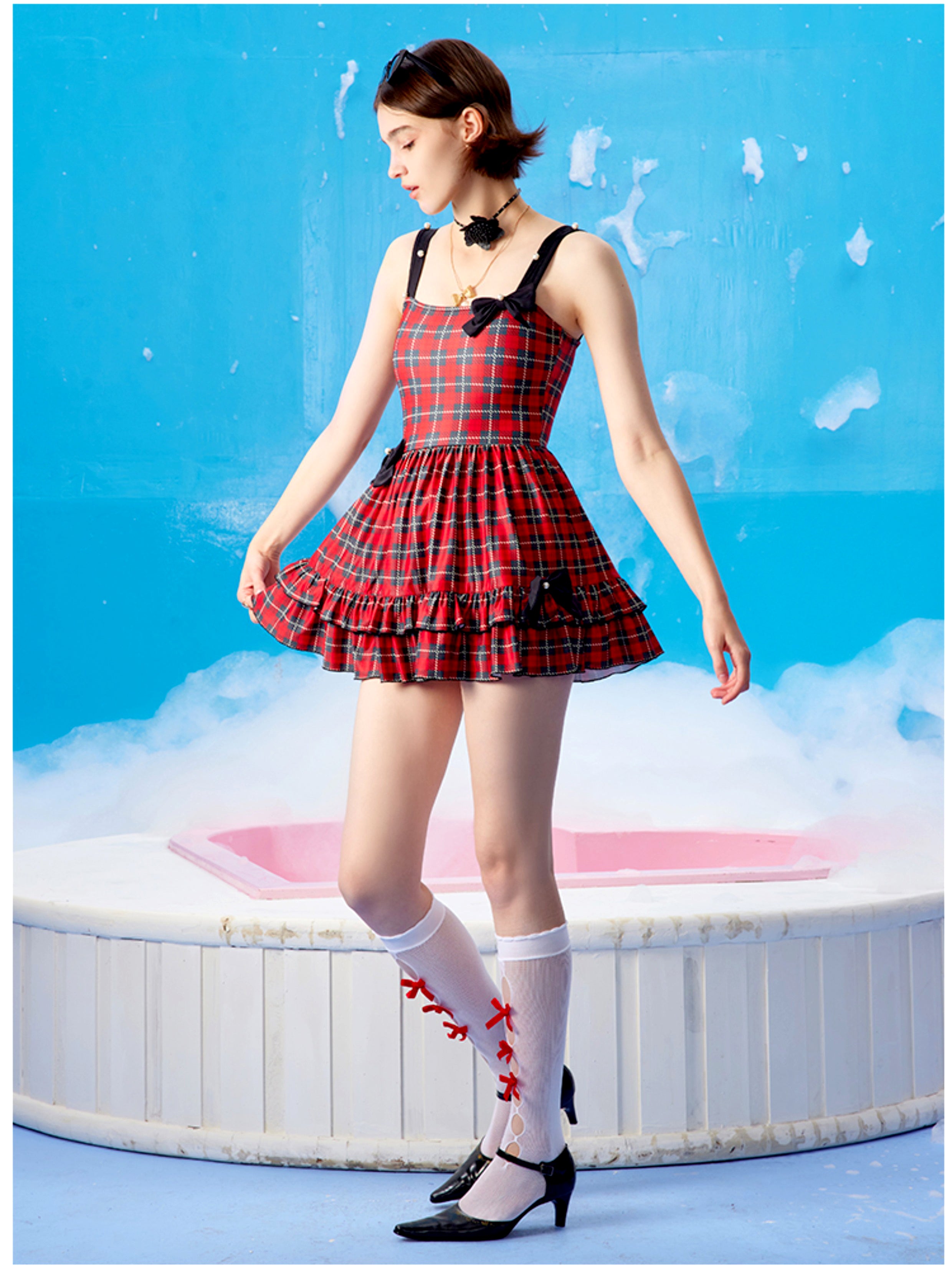 Red and black plaid bow camisole skirt for girls, swimsuit, one piece swimsuit, high-end feeling for women in summer