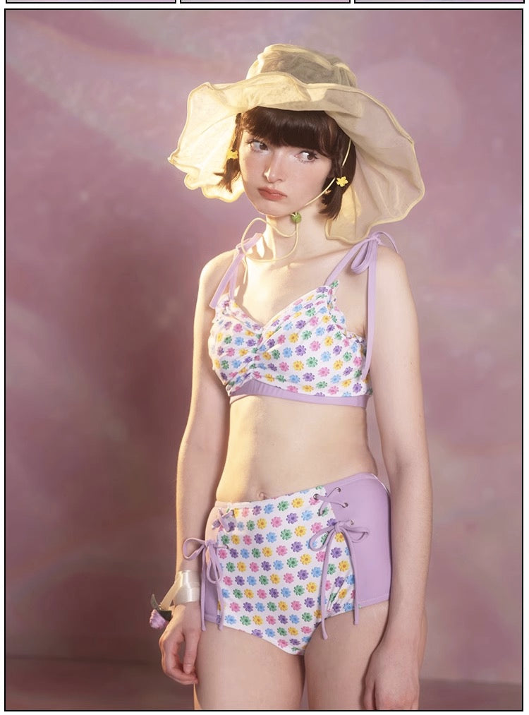 Cute retro girl split swimsuit